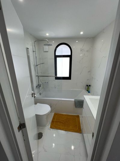 Image No.10-3 Bed Townhouse for sale