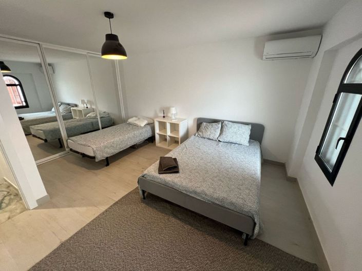 Image No.8-3 Bed Townhouse for sale