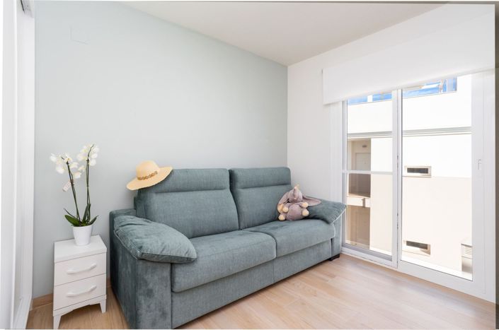 Image No.21-2 Bed Apartment for sale