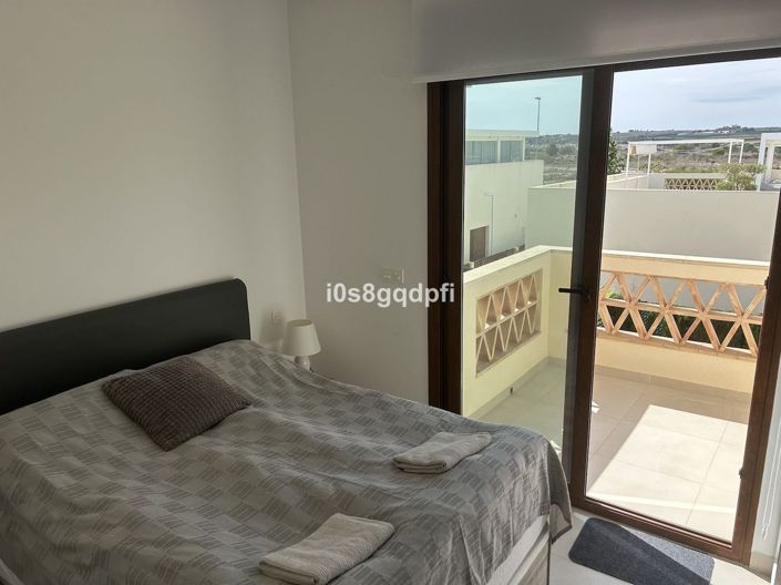 Image No.6-3 Bed Villa for sale