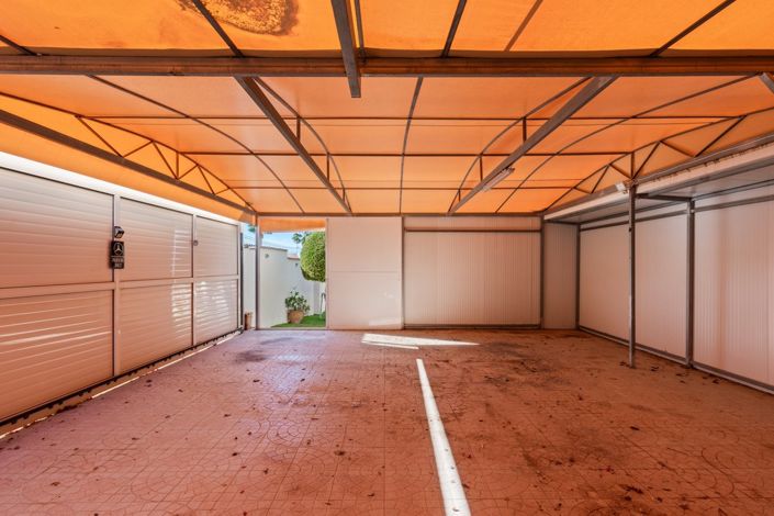 Image No.47-5 Bed Villa for sale