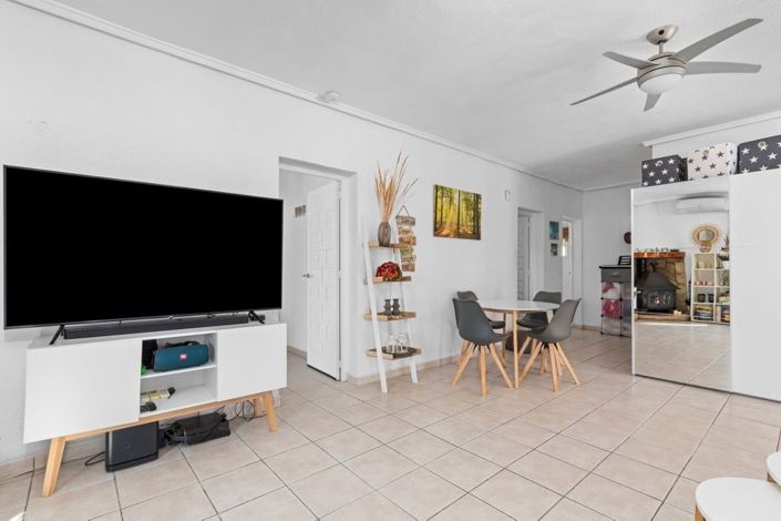 Image No.5-5 Bed Villa for sale