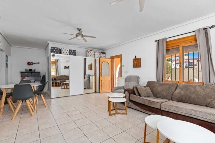 Image No.7-5 Bed Villa for sale