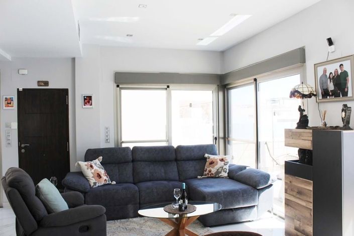 Image No.3-4 Bed Villa for sale