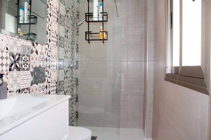 Image No.8-4 Bed Villa for sale