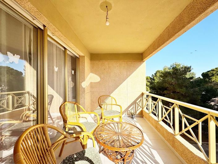Image No.1-3 Bed Apartment for sale