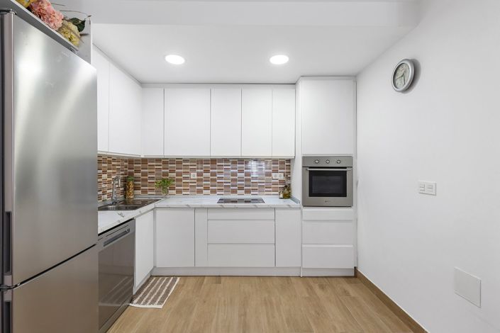 Image No.10-2 Bed Apartment for sale