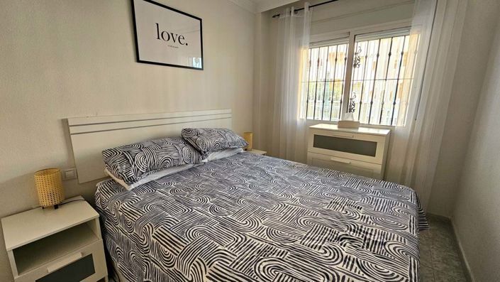 Image No.10-2 Bed Apartment for sale