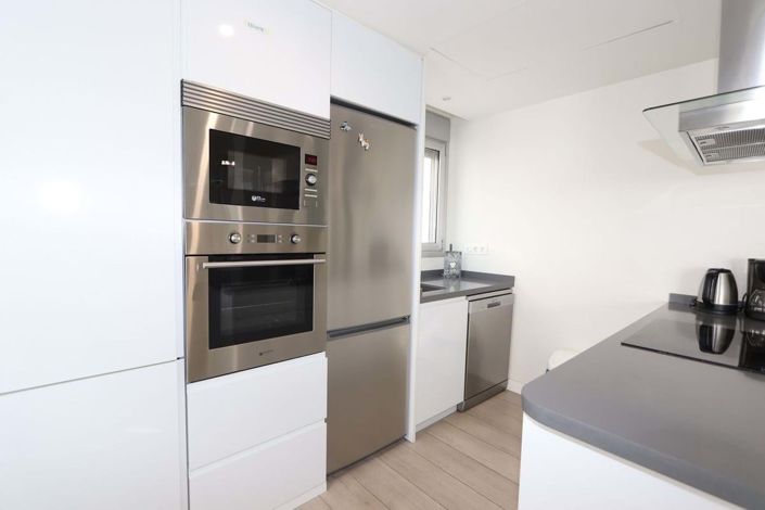 Image No.14-3 Bed Semi-Detached for sale