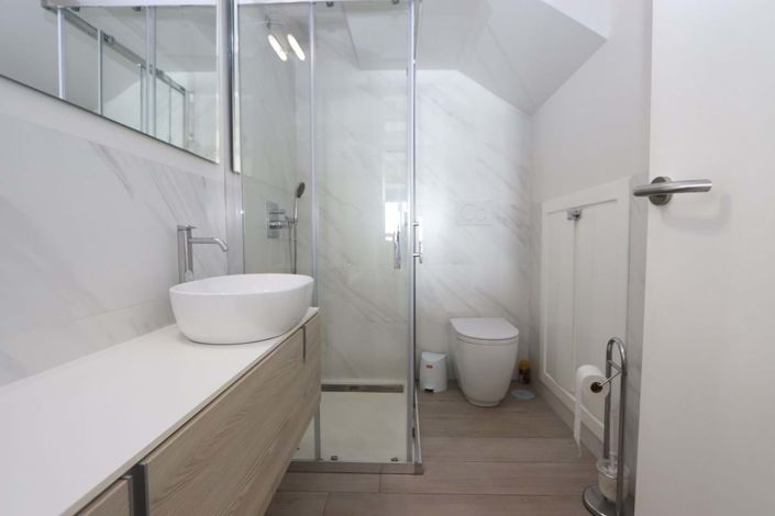 Image No.17-3 Bed Semi-Detached for sale