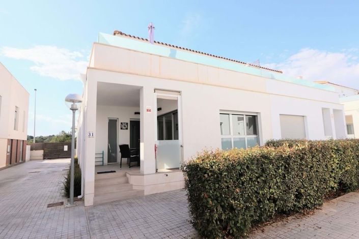 Image No.2-3 Bed Semi-Detached for sale