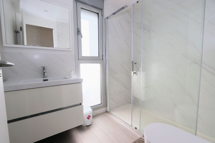 Image No.23-3 Bed Semi-Detached for sale