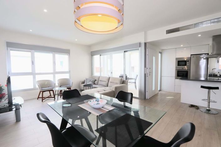 Image No.7-3 Bed Semi-Detached for sale