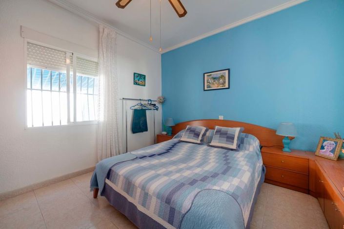 Image No.24-4 Bed Villa for sale