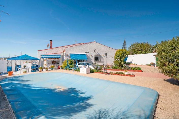 Image No.4-4 Bed Villa for sale