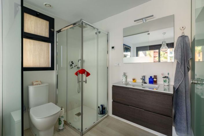 Image No.16-2 Bed Apartment for sale