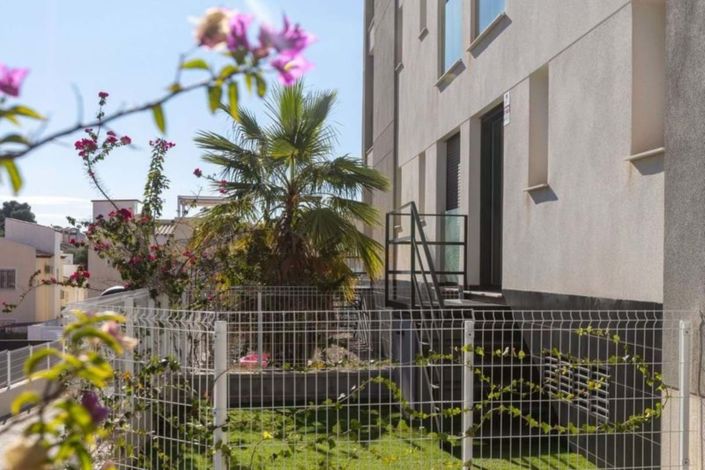 Image No.28-2 Bed Apartment for sale