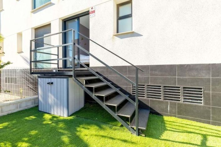 Image No.29-2 Bed Apartment for sale