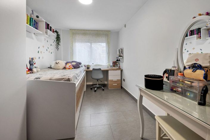 Image No.14-4 Bed Villa for sale