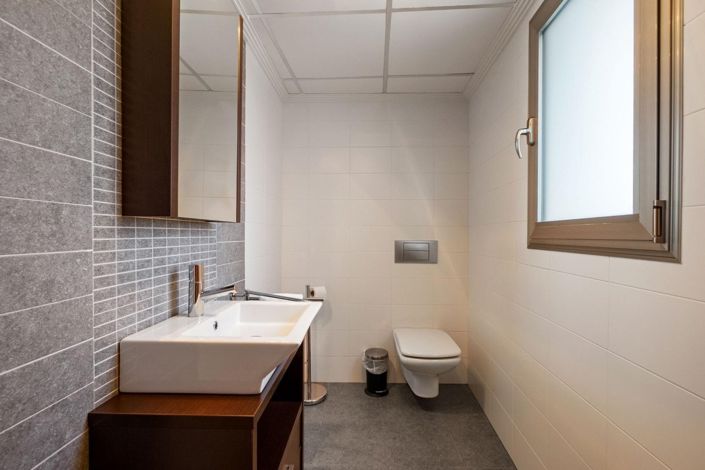 Image No.20-4 Bed Villa for sale