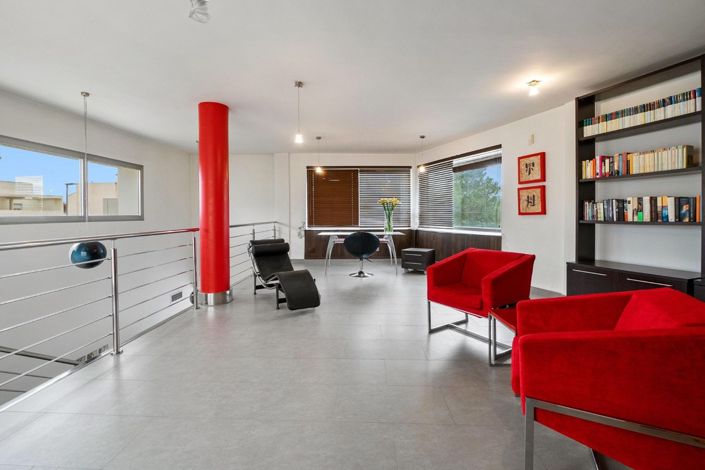 Image No.6-4 Bed Villa for sale