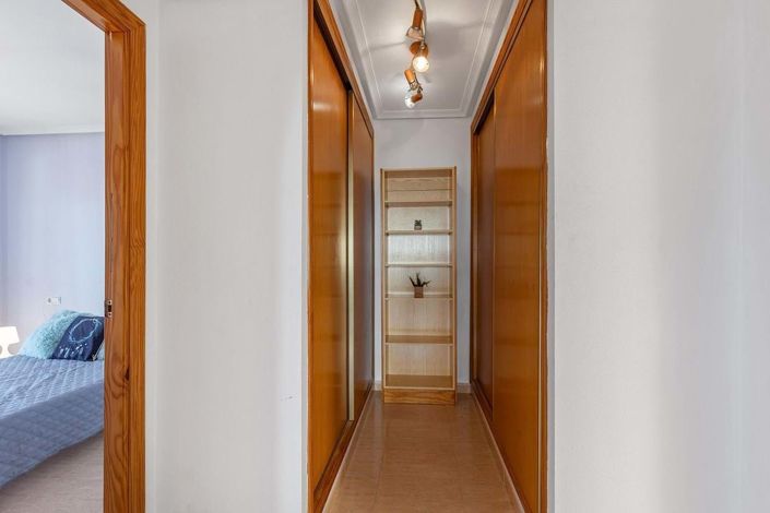 Image No.12-5 Bed Villa for sale