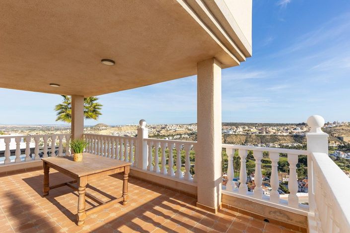 Image No.19-5 Bed Villa for sale