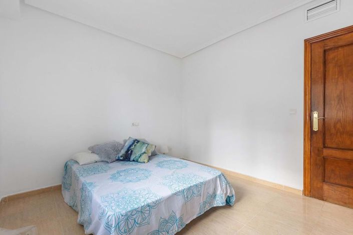 Image No.35-5 Bed Villa for sale