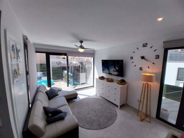 1447-608605-78d1f4f8b6655591b02d22fabb36a692d