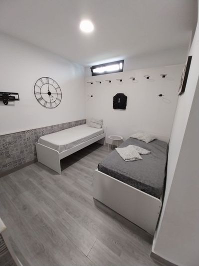 Image No.5-5 Bed Villa for sale