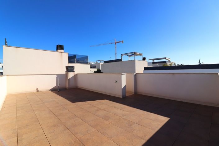 Image No.26-3 Bed Villa for sale