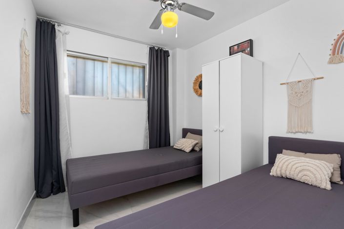 Image No.22-2 Bed Apartment for sale