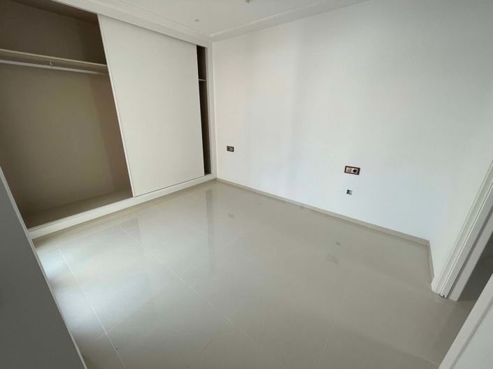 Image No.6-3 Bed Villa for sale