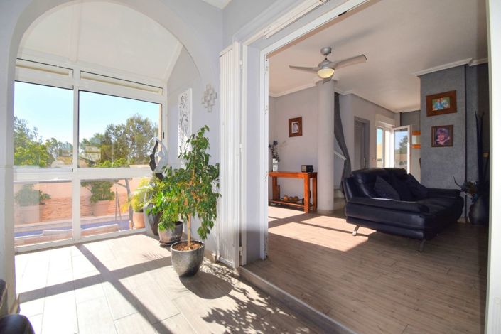 Image No.5-4 Bed Villa for sale