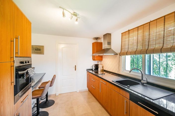 Image No.6-3 Bed Apartment for sale