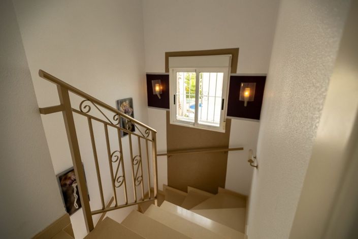 Image No.12-3 Bed Villa for sale