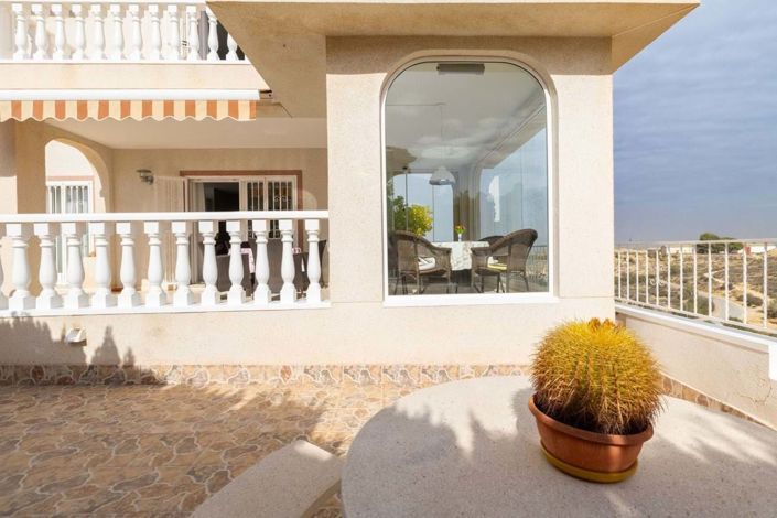 Image No.25-3 Bed Villa for sale