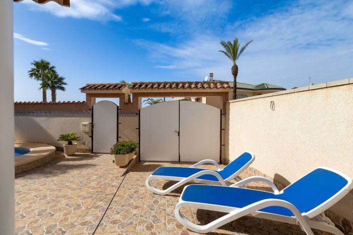 Image No.28-3 Bed Villa for sale