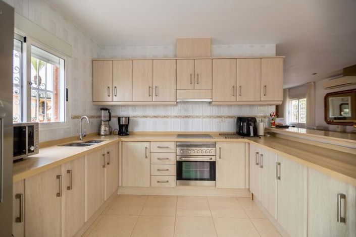 Image No.7-3 Bed Villa for sale