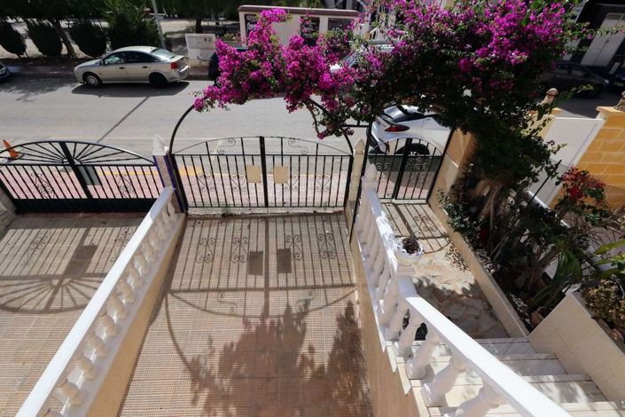 Image No.22-3 Bed Townhouse for sale