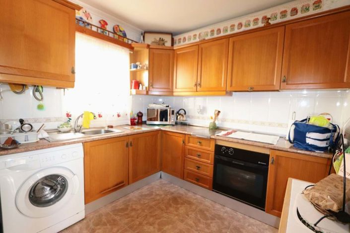 Image No.8-3 Bed Townhouse for sale