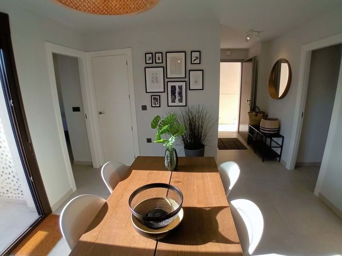 Image No.5-2 Bed Apartment for sale