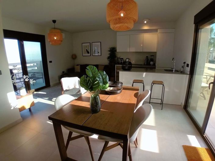 Image No.8-2 Bed Apartment for sale