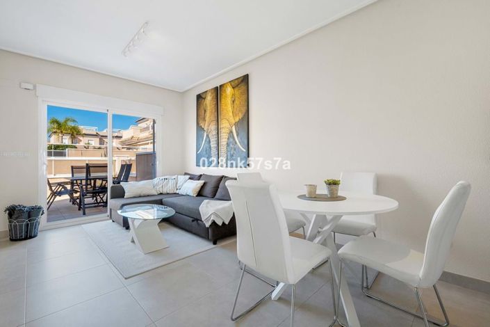 Image No.11-3 Bed Townhouse for sale