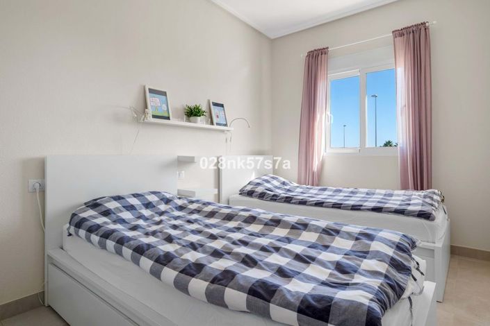 Image No.22-3 Bed Townhouse for sale