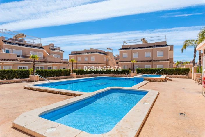 Image No.38-3 Bed Townhouse for sale