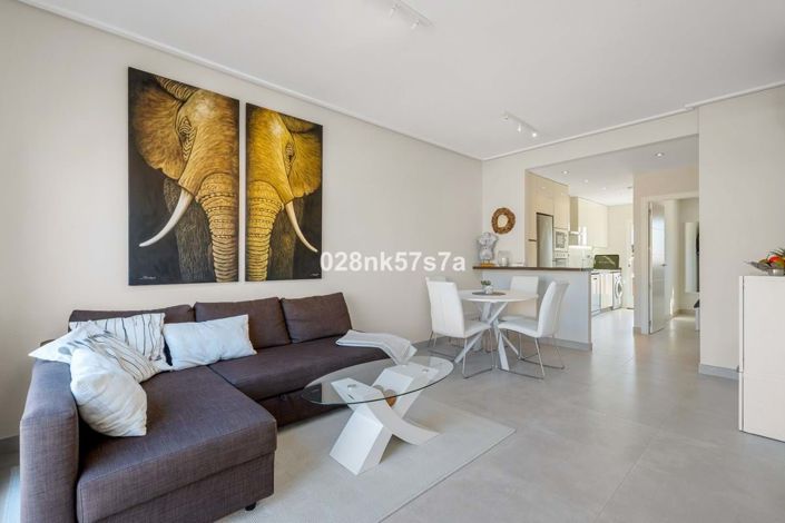 Image No.8-3 Bed Townhouse for sale