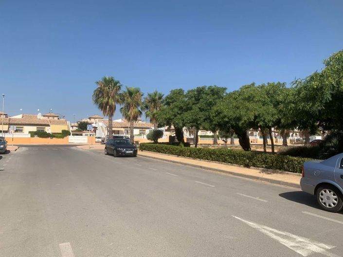 Image No.28-2 Bed Townhouse for sale