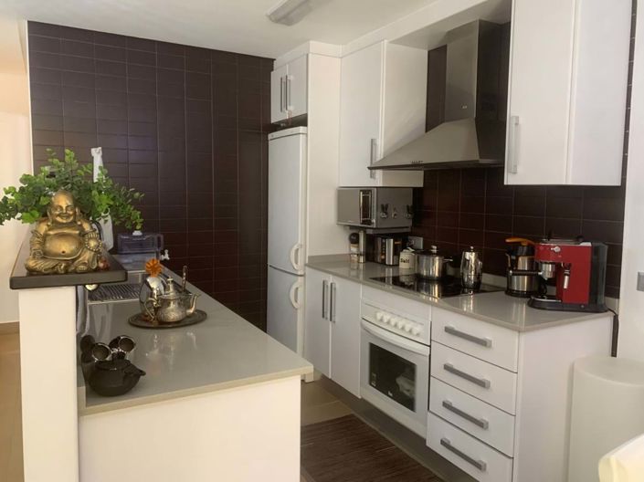 Image No.8-2 Bed Townhouse for sale