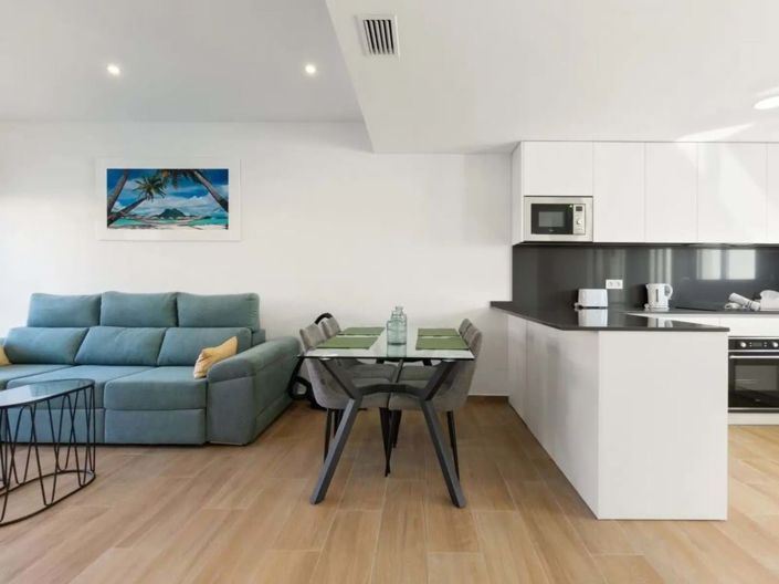 Image No.8-3 Bed Townhouse for sale